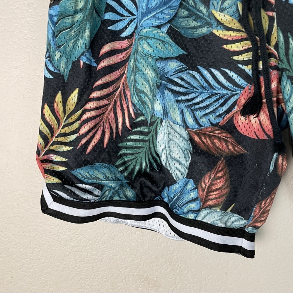 Reason Colorful Leaves Shorts Size XXL - Picture 2 of 5